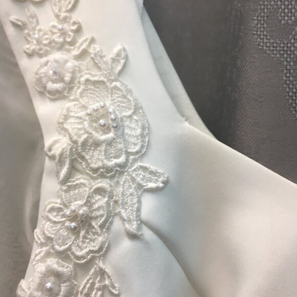 SAMPLE Bridgerton Vintage Wedding Dress, LONG SLEEVE Empire Waist Scoop Neck - Picture 8 of 12